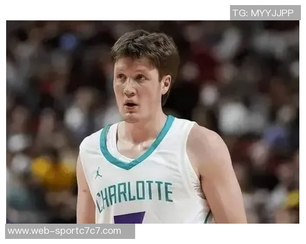 卡尔克布伦纳在四场比赛中贡献15个以上盖帽成为03至04赛季以来第三位新秀